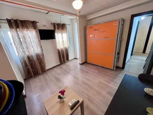 Loft Interior Y Tranquilo Petrer B Apartment Ngoại thất bức ảnh