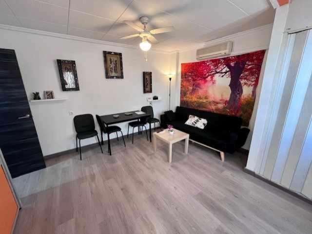 Loft Interior Y Tranquilo Petrer B Apartment Ngoại thất bức ảnh